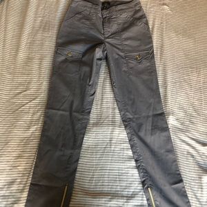 Gray Jannuu scrub pants